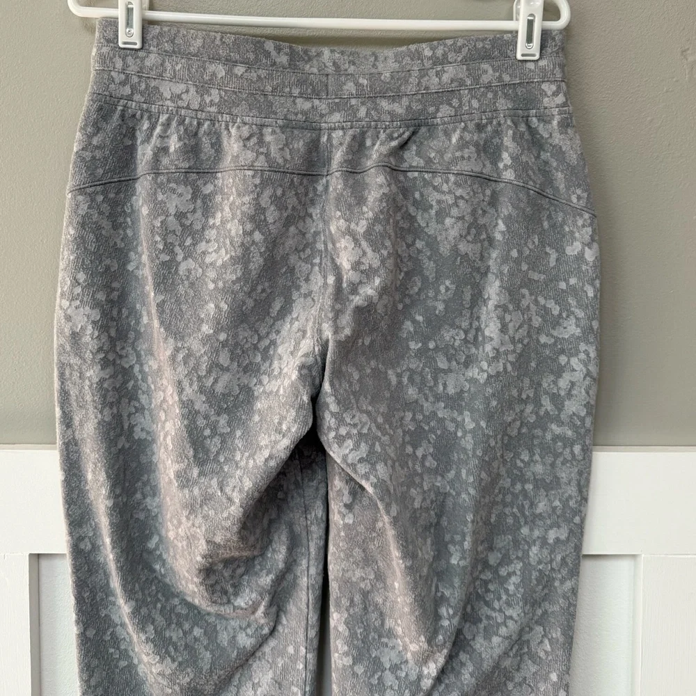 Lululemon Ready to Rulu Jogger Crop
